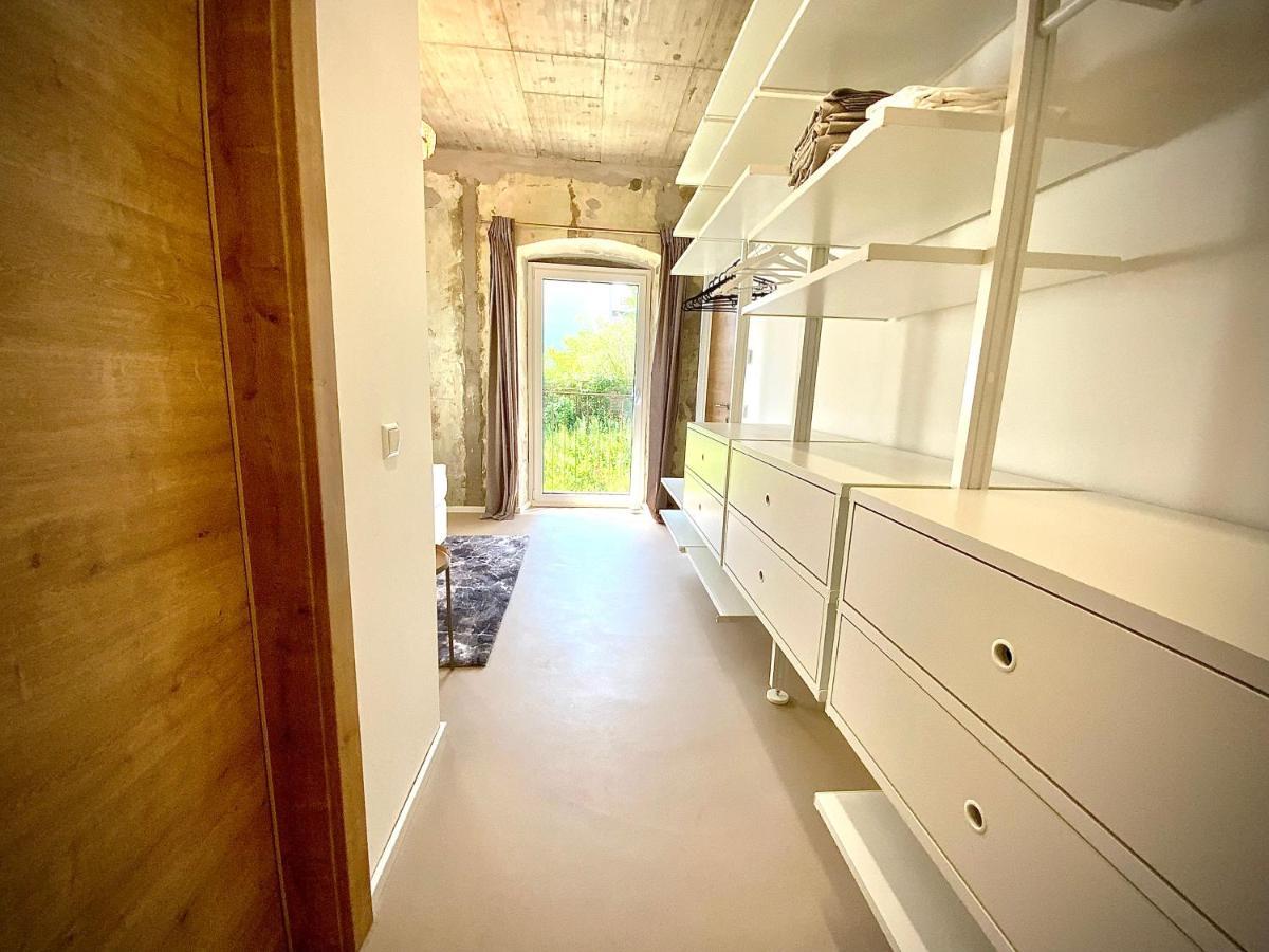 Waterfront - Urbane Eleganz Am Bachufer Apartment Villach Exterior foto