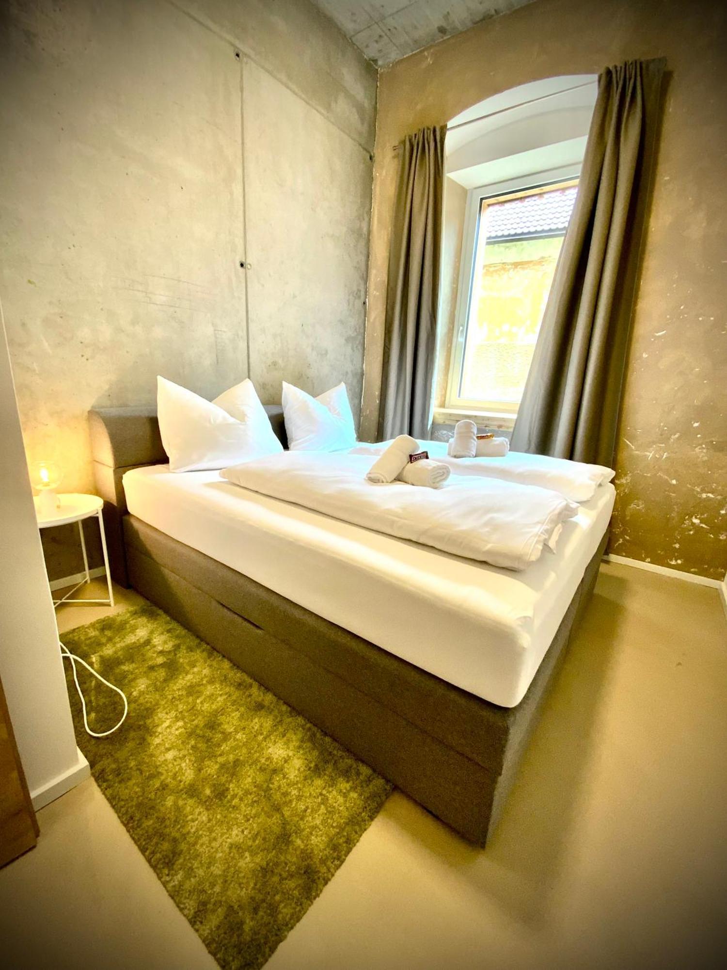 Waterfront - Urbane Eleganz Am Bachufer Apartment Villach Exterior foto