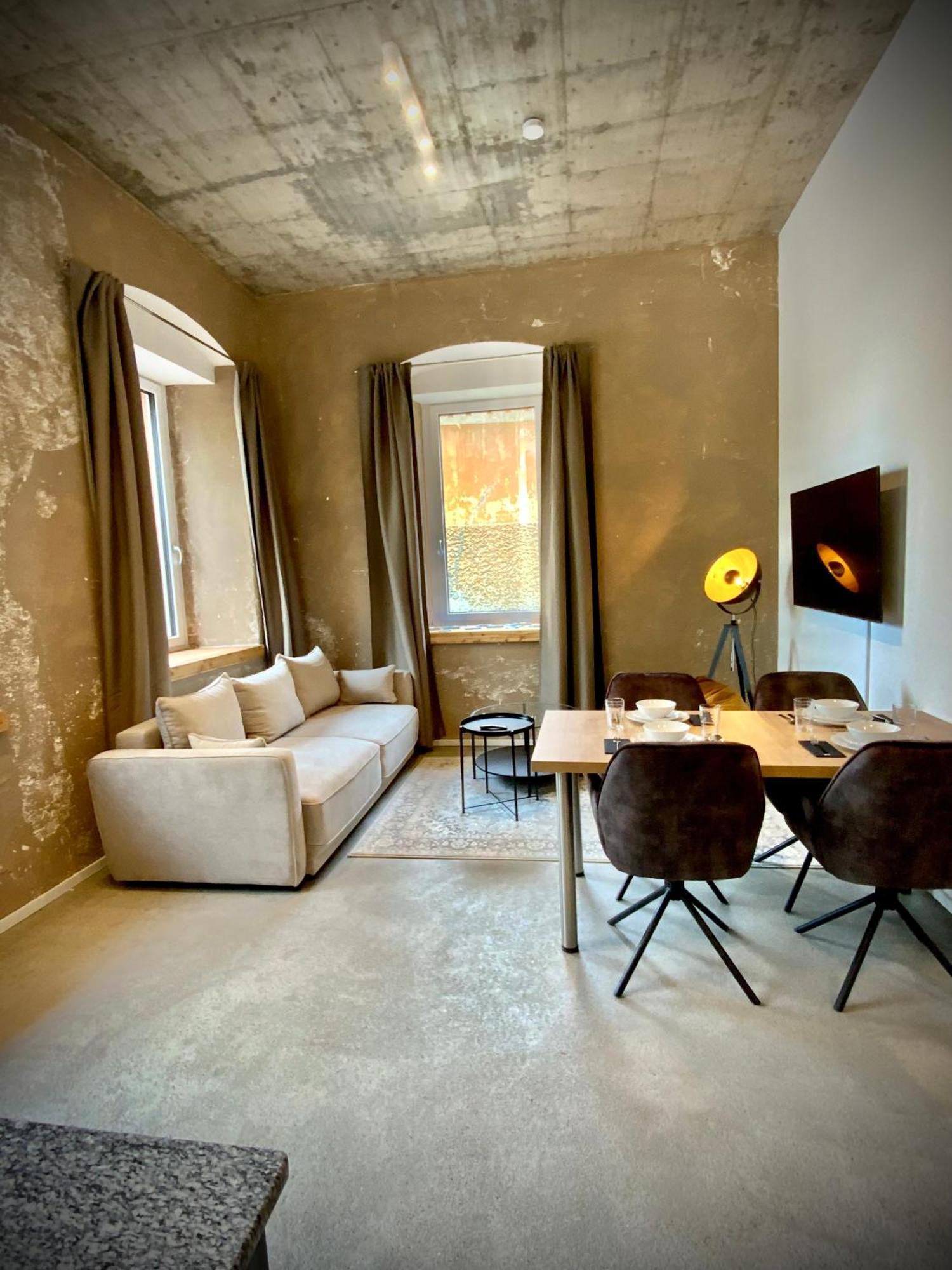 Waterfront - Urbane Eleganz Am Bachufer Apartment Villach Cameră foto
