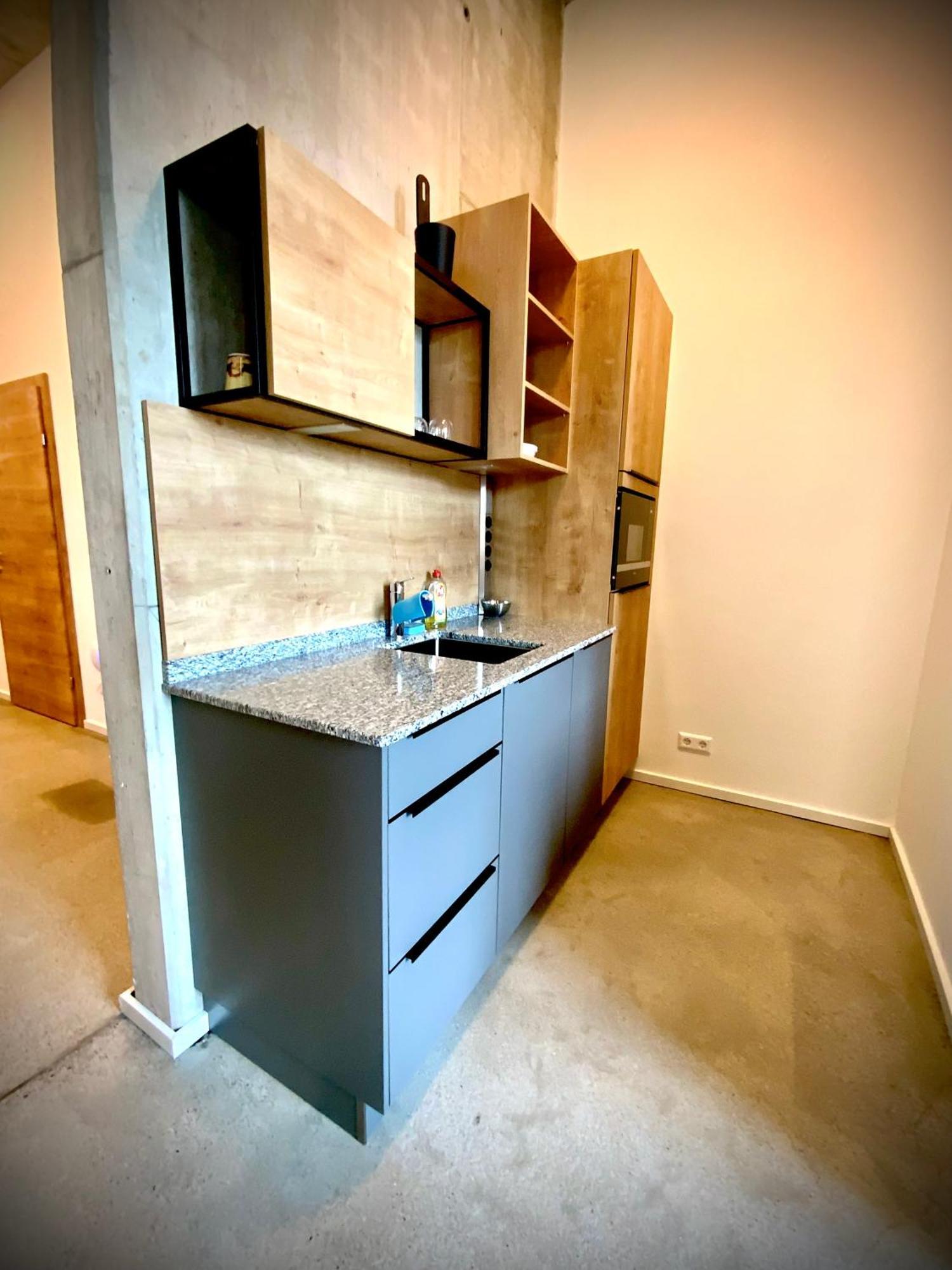 Waterfront - Urbane Eleganz Am Bachufer Apartment Villach Cameră foto